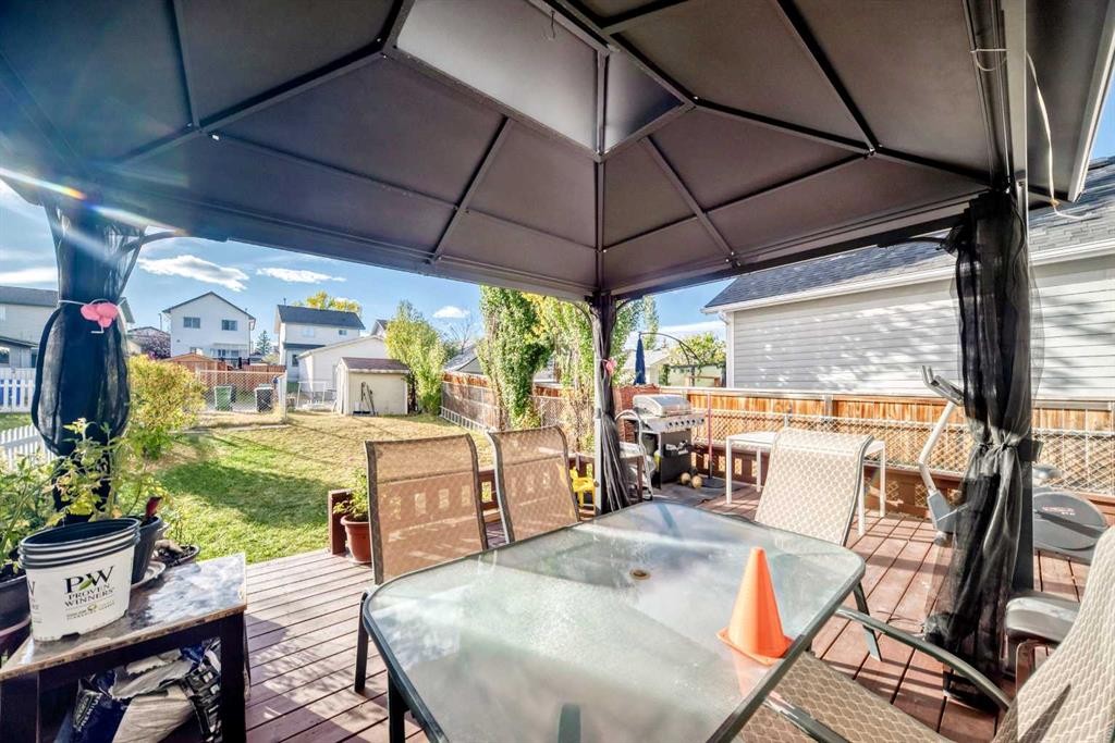 79 Hidden Crescent Nw, Calgary, AB - Outdoor With Deck Patio Veranda With Exterior