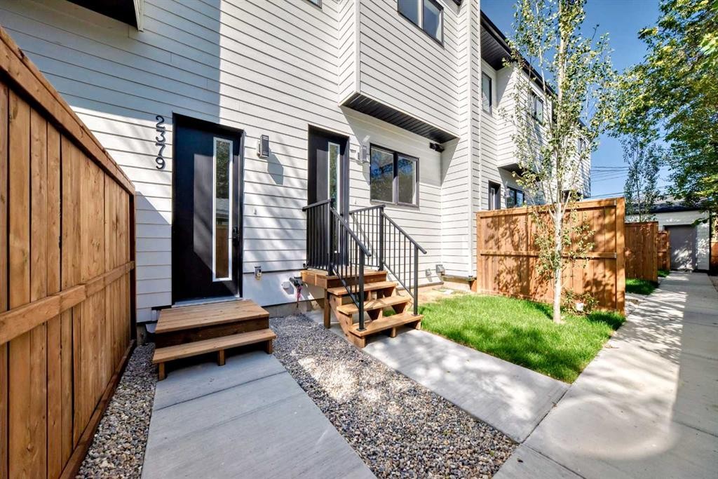 2371 20 Avenue Nw, Calgary, AB - Outdoor