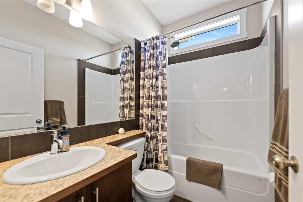 126 Skyview Ranch Road Ne, Calgary, AB - Indoor Photo Showing Bathroom