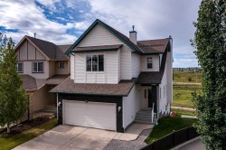 57 Evansbrooke Park NW Calgary, AB T3P 1E4