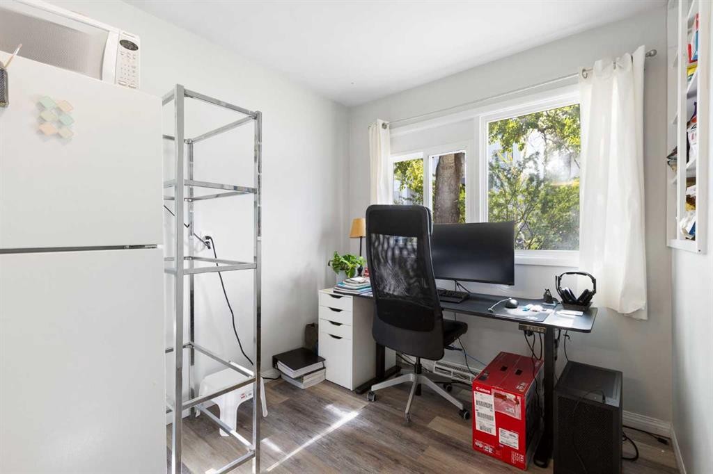 2816 18 Street Sw, Calgary, AB - Indoor Photo Showing Office