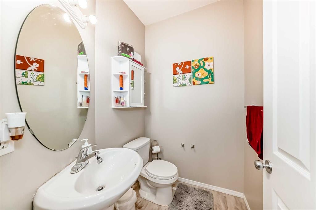 402-2066 Luxstone Boulevard Sw, Airdrie, AB - Indoor Photo Showing Bathroom