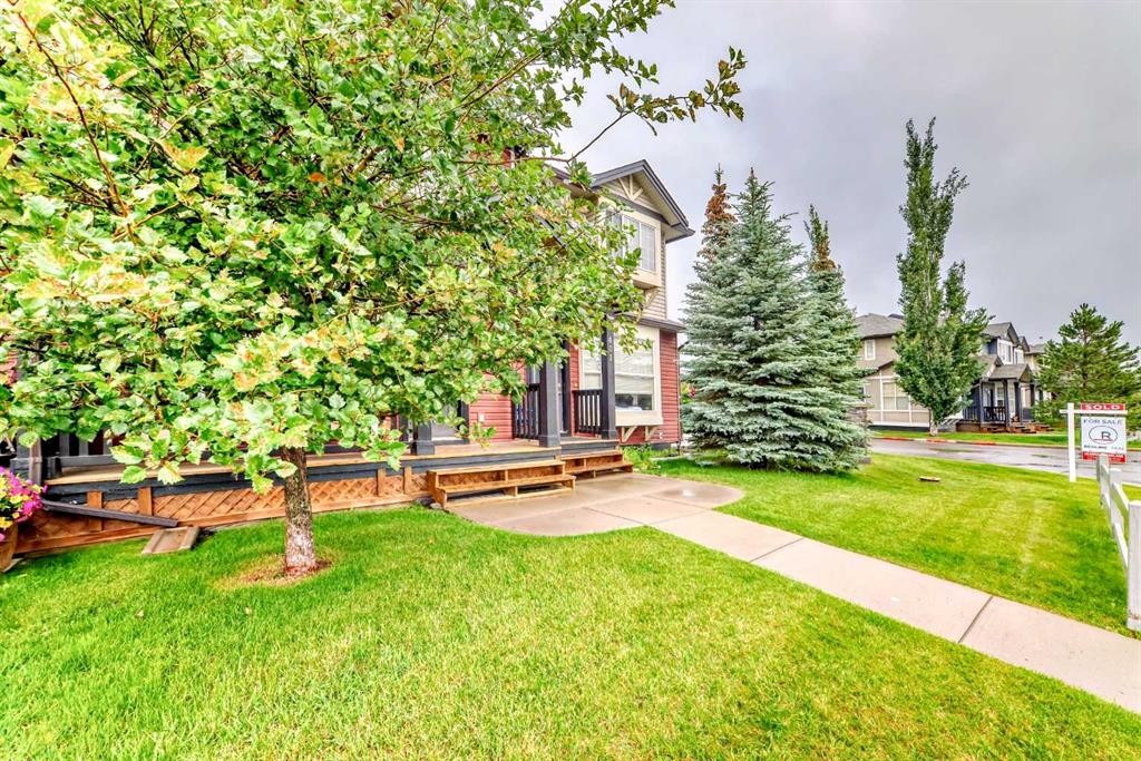 402-2066 Luxstone Boulevard Sw, Airdrie, AB - Outdoor