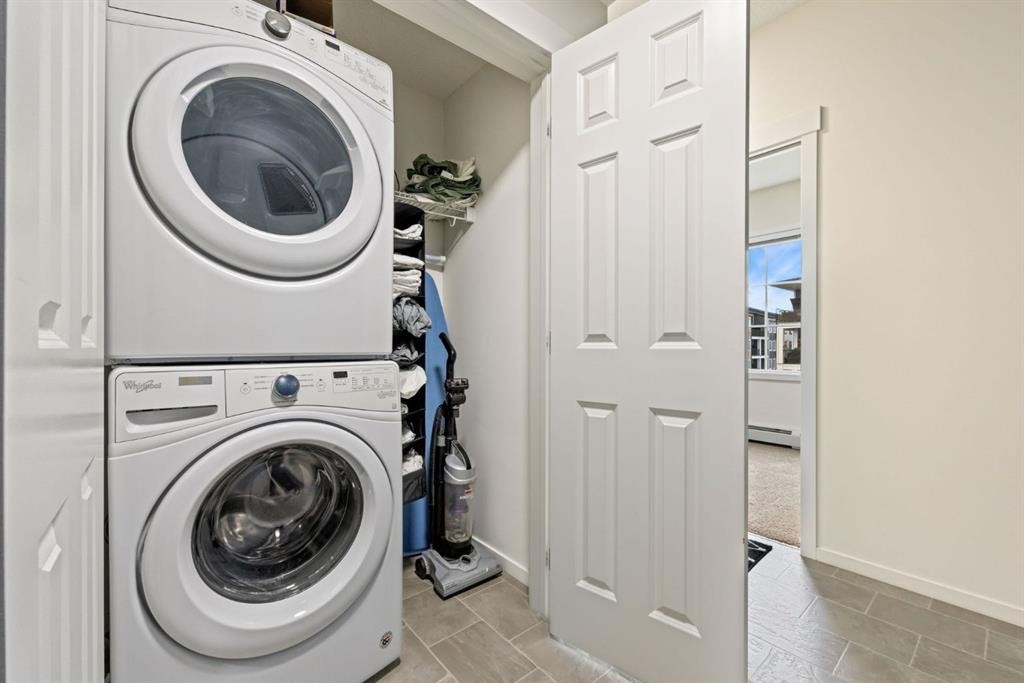 3308-215 Legacy Boulevard Se, Calgary, AB - Indoor Photo Showing Laundry Room