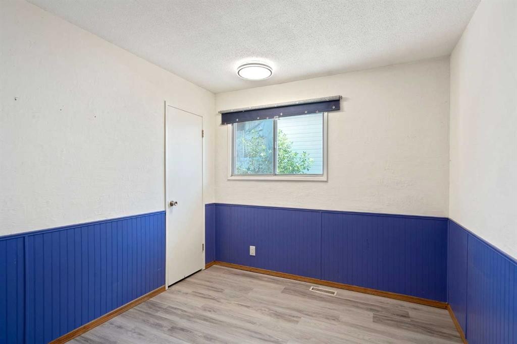 84 Maranda Close Ne, Calgary, AB - Indoor Photo Showing Other Room