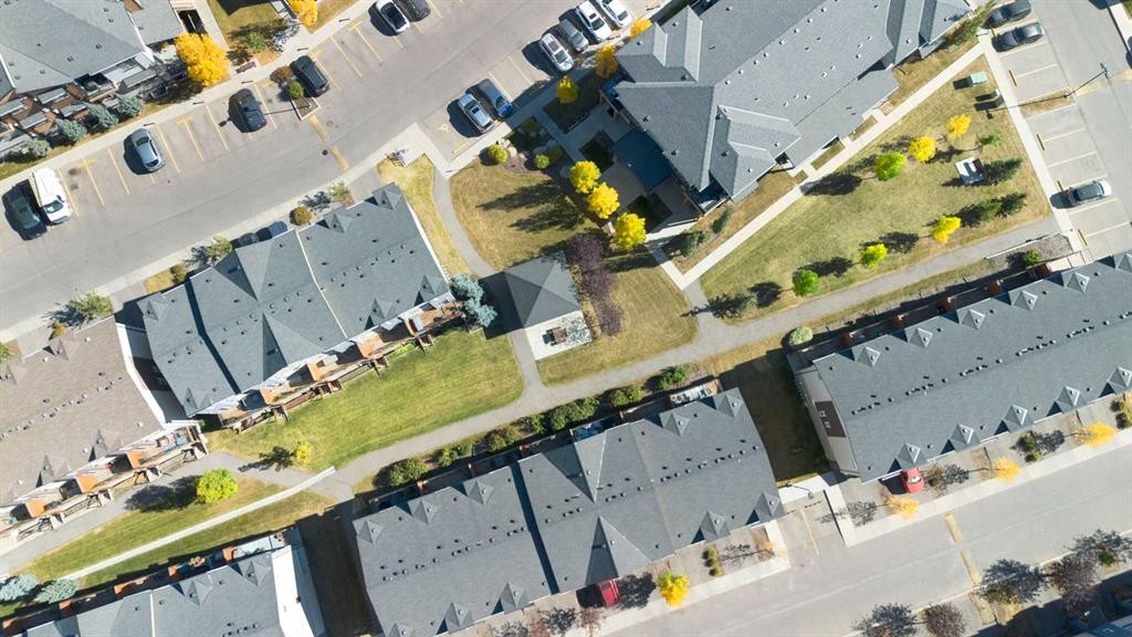 1104-2461 Baysprings Link Sw, Airdrie, AB -