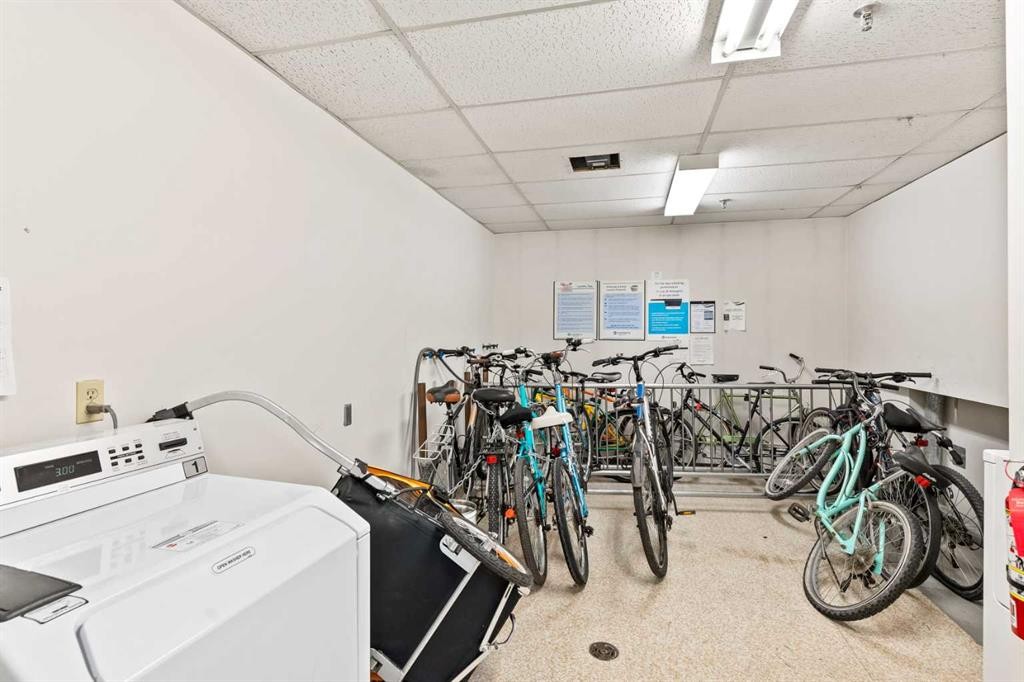 704-718 12 Avenue Sw, Calgary, AB - Indoor