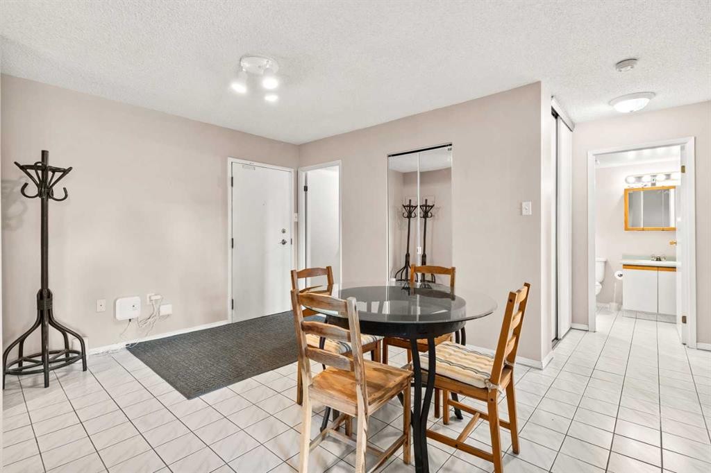 704-718 12 Avenue Sw, Calgary, AB - Indoor Photo Showing Dining Room