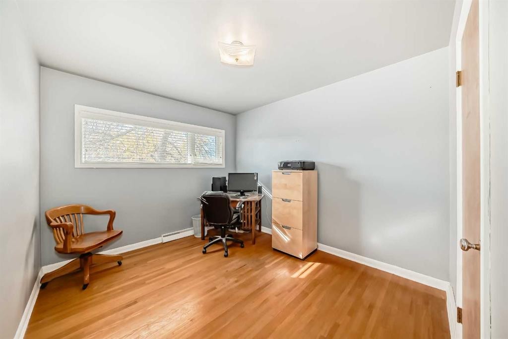 5115 5 Street Sw, Calgary, AB - Indoor