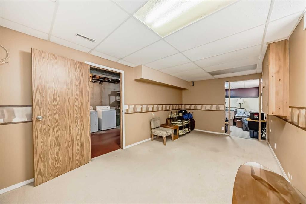 5115 5 Street Sw, Calgary, AB - Indoor