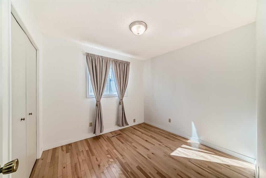 40 Glenpatrick Crescent, Cochrane, AB - Indoor Photo Showing Other Room