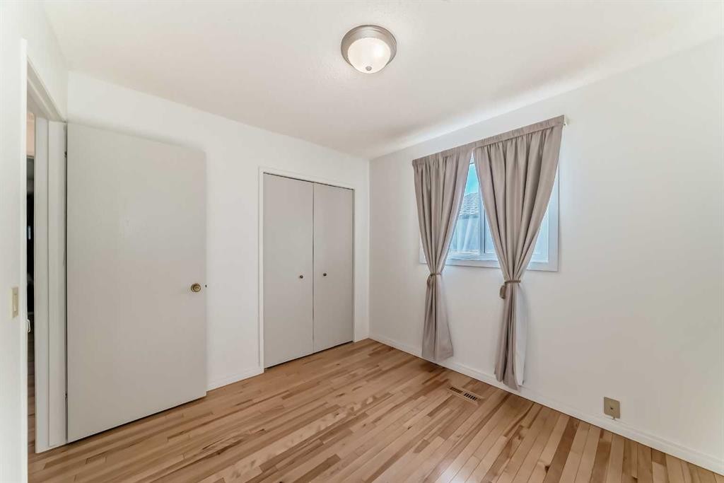 40 Glenpatrick Crescent, Cochrane, AB - Indoor Photo Showing Other Room