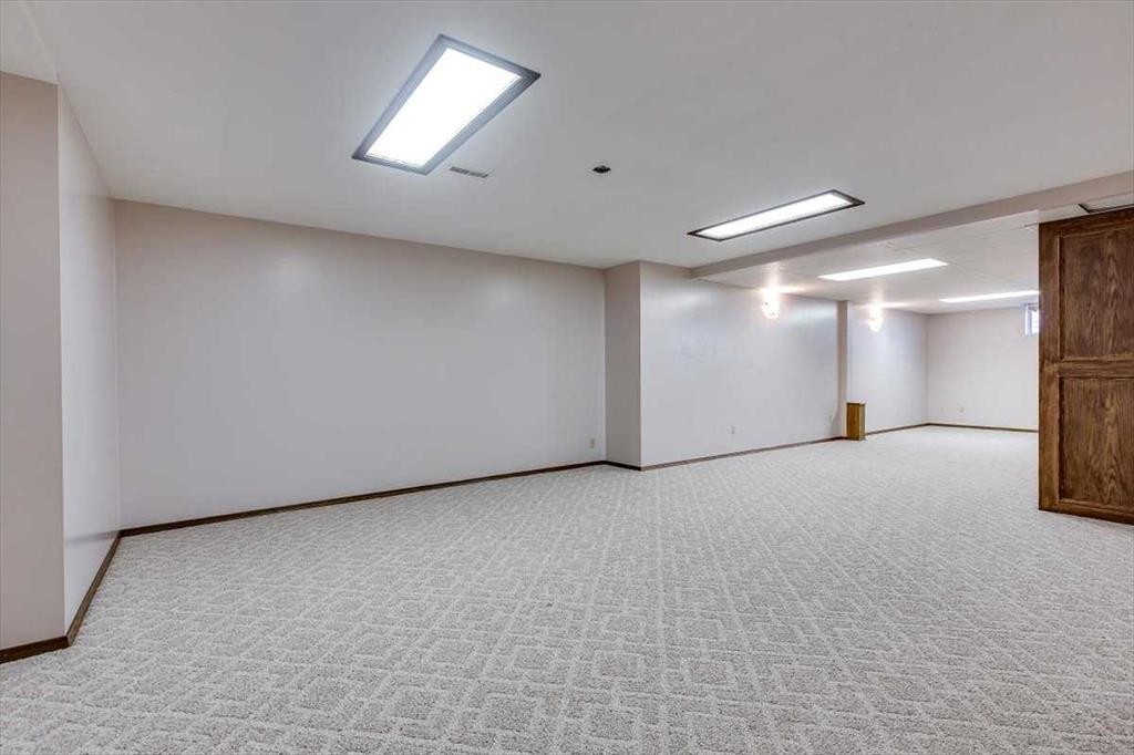 433 Regal Crescent, Trochu, AB - Indoor Photo Showing Other Room