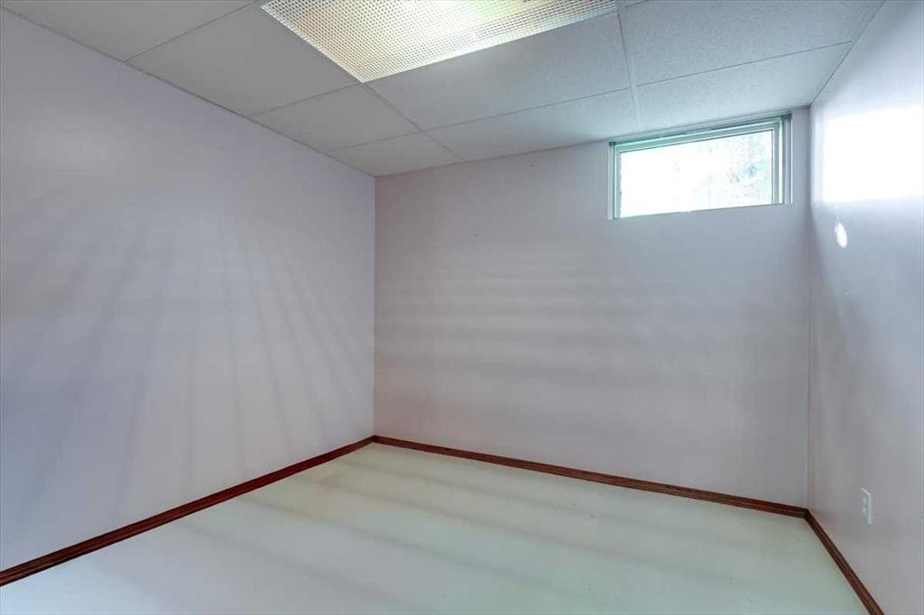 433 Regal Crescent, Trochu, AB - Indoor Photo Showing Other Room