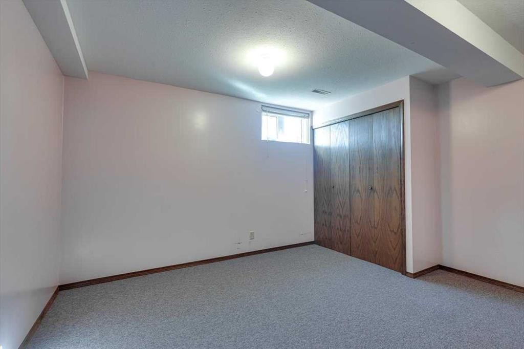 433 Regal Crescent, Trochu, AB - Indoor Photo Showing Other Room