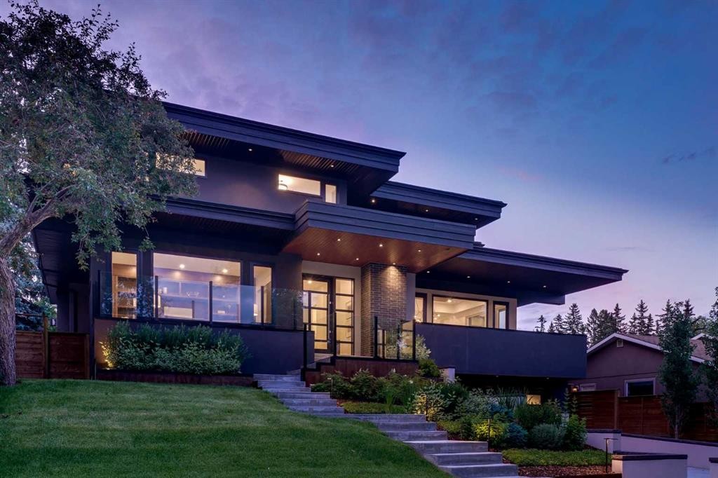 708 Crescent Boulevard Sw, Calgary, AB - Outdoor With Deck Patio Veranda