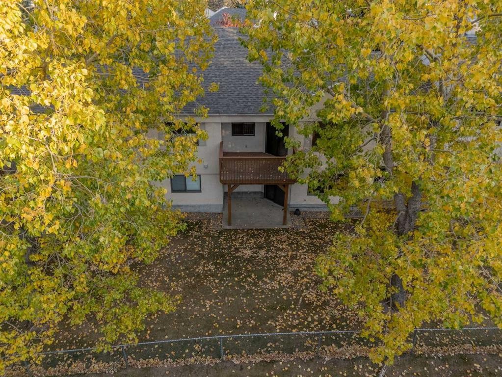 52 Sandarac Circle Nw, Calgary, AB - Outdoor