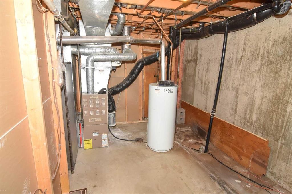 230054 Range Road 255, Rural Wheatland County, AB - Indoor Photo Showing Basement