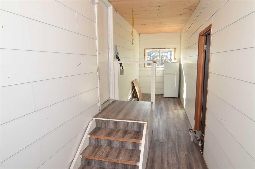 230054 Range Road 255, Rural Wheatland County, AB - Indoor Photo Showing Other Room