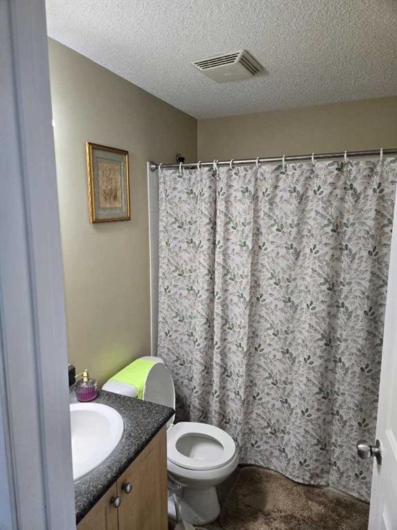 2204-333 Taravista Drive Ne, Calgary, AB - Indoor Photo Showing Bathroom