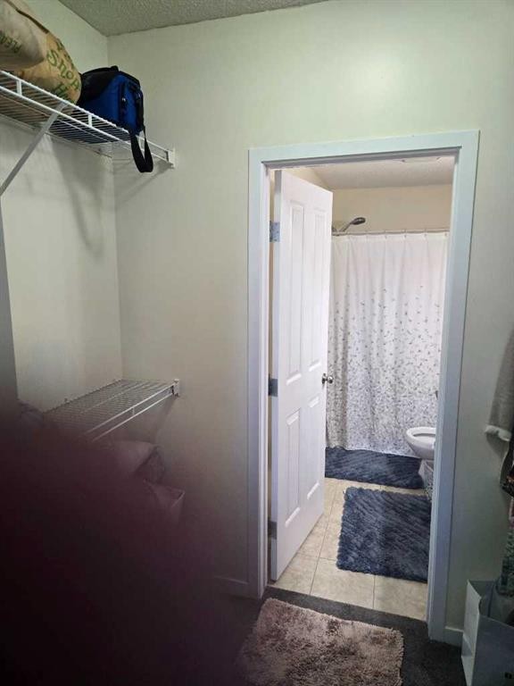 2204-333 Taravista Drive Ne, Calgary, AB - Indoor With Storage