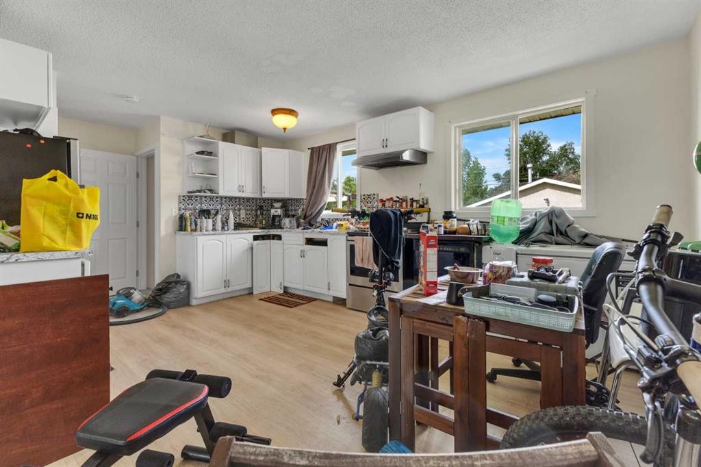 2235 43 Street Se, Calgary, AB - Indoor