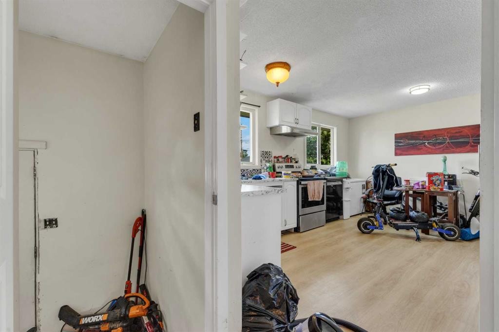 2235 43 Street Se, Calgary, AB - Indoor