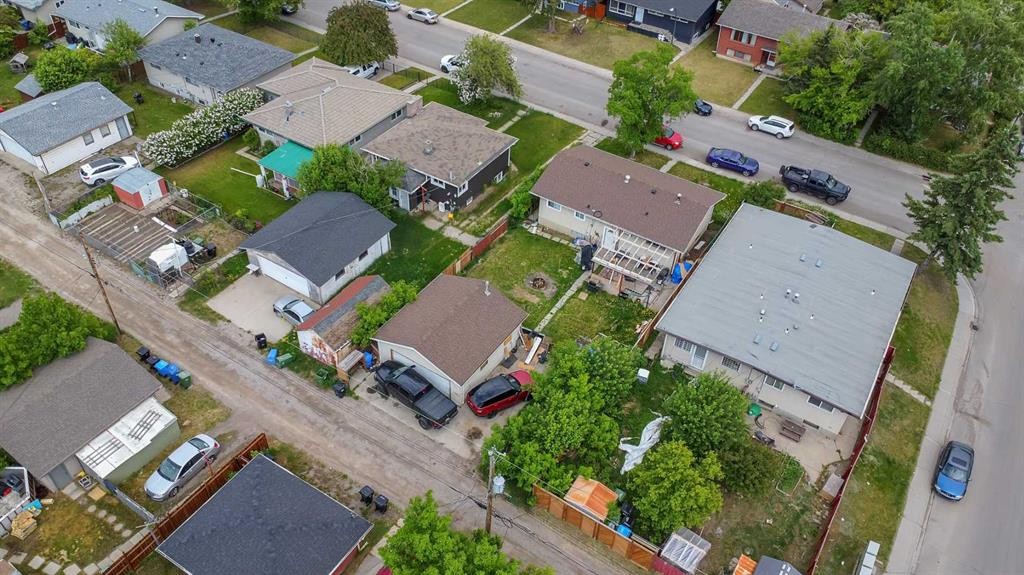 2235 43 Street Se, Calgary, AB - Outdoor With View