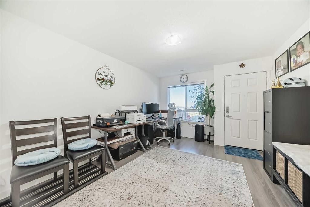 122 Sherwood Lane Nw, Calgary, AB - Indoor Photo Showing Office