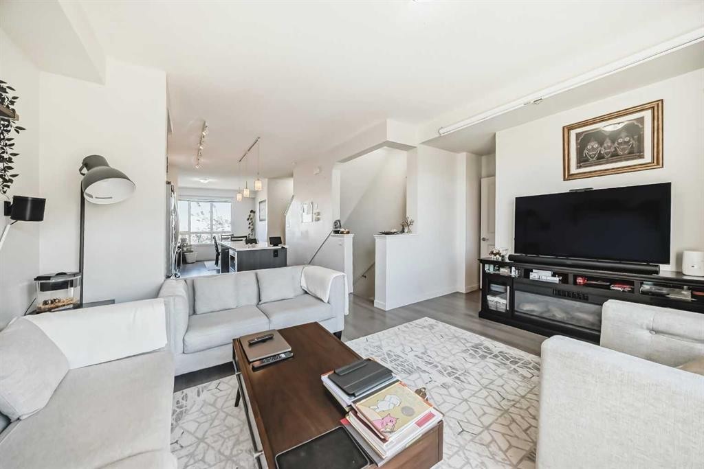 122 Sherwood Lane Nw, Calgary, AB - Indoor Photo Showing Living Room