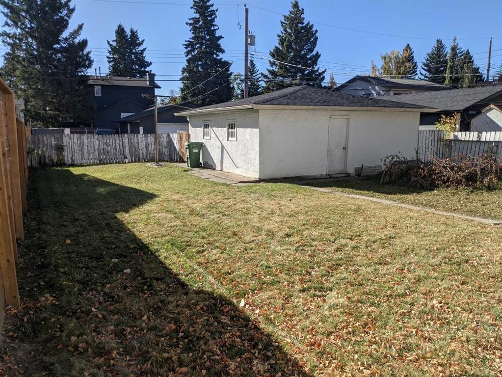 2019 52 Avenue Sw, Calgary, AB - Outdoor