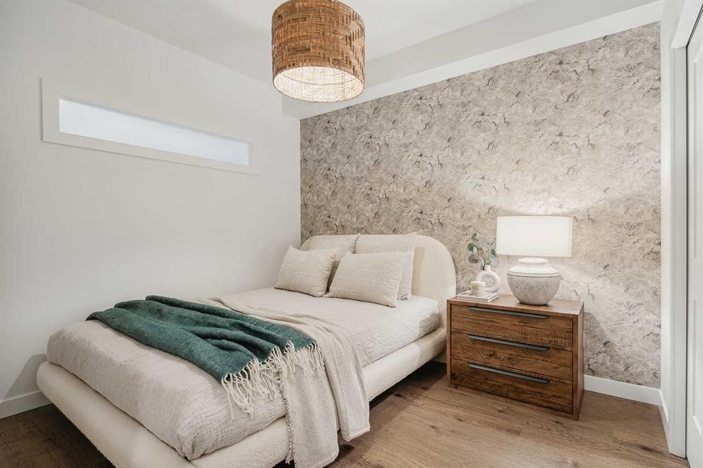 7320-1802 Mahogany Boulevard Se, Calgary, AB - Indoor Photo Showing Bedroom