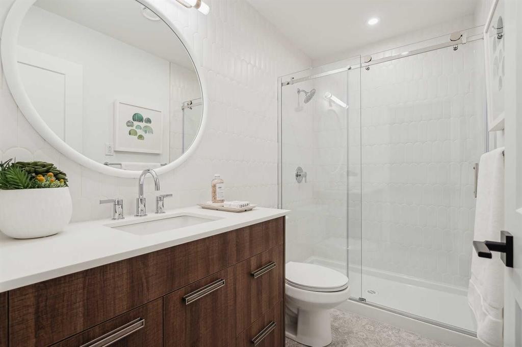 7320-1802 Mahogany Boulevard Se, Calgary, AB - Indoor Photo Showing Bathroom