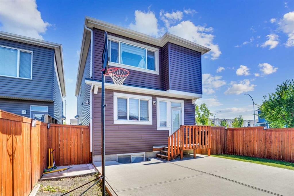 87 Redstone Boulevard Ne, Calgary, AB - Outdoor
