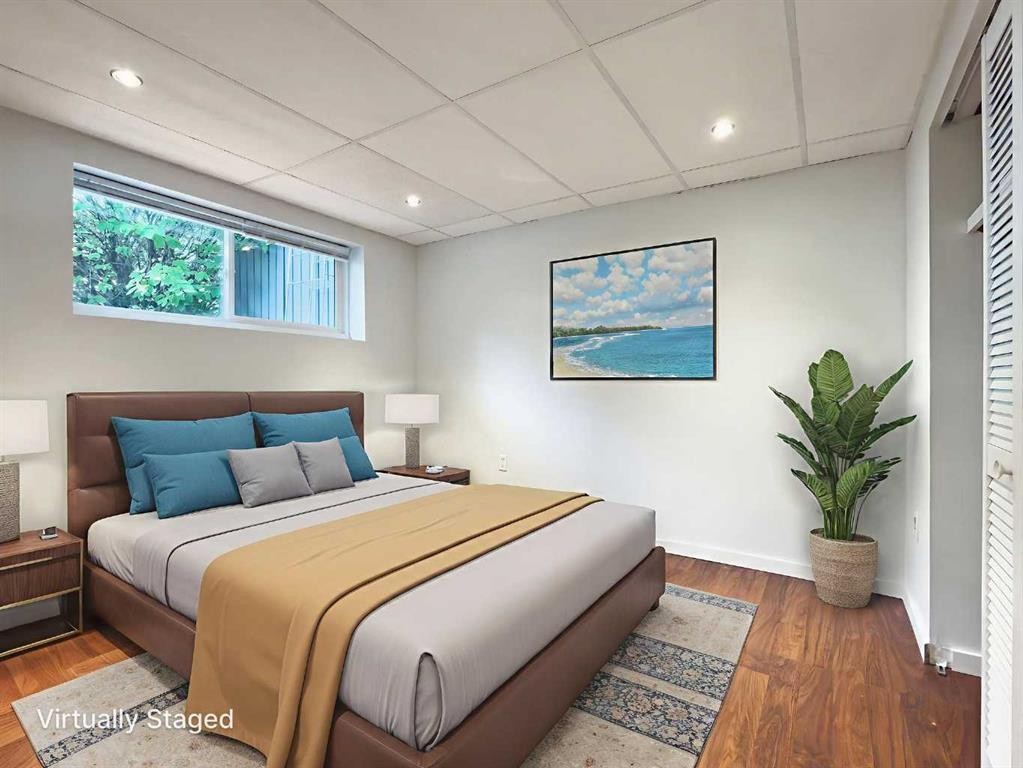 92-6915 Ranchview Drive Nw, Calgary, AB - Indoor Photo Showing Bedroom