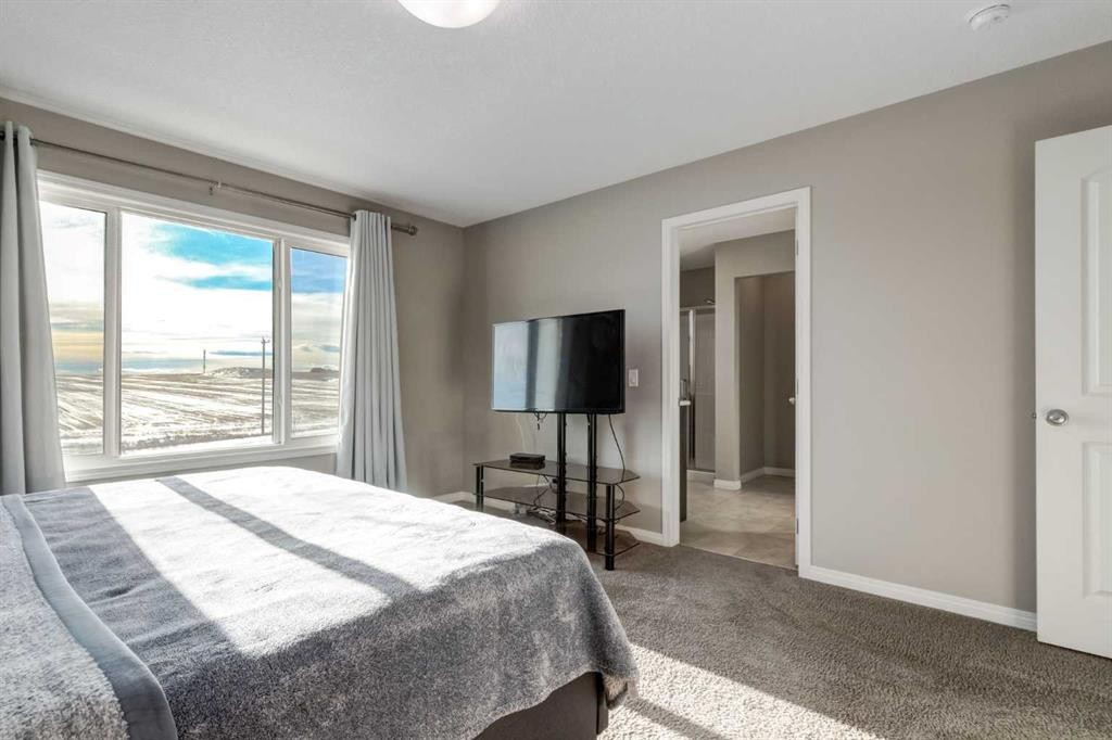 82 Howse Common Ne, Calgary, AB - Indoor Photo Showing Bedroom