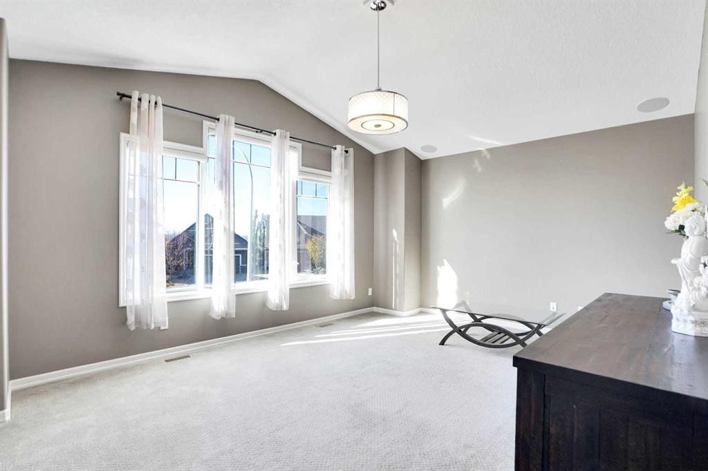 60 Cranarch Rise Se, Calgary, AB - Indoor Photo Showing Other Room