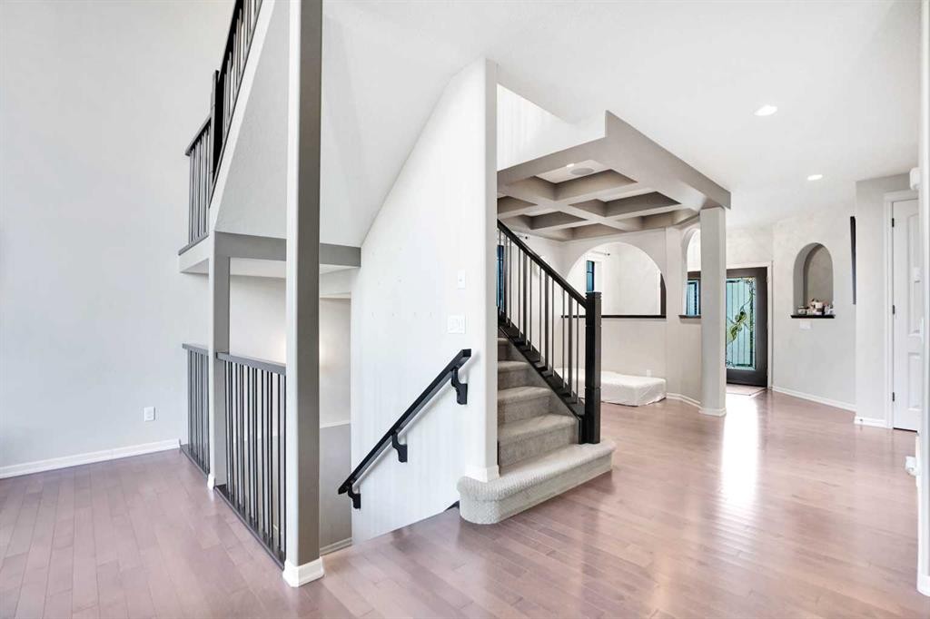 60 Cranarch Rise Se, Calgary, AB - Indoor Photo Showing Other Room