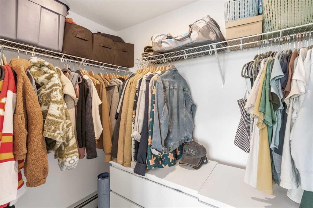 2415-681 Savanna Boulevard Ne, Calgary, AB - Indoor With Storage