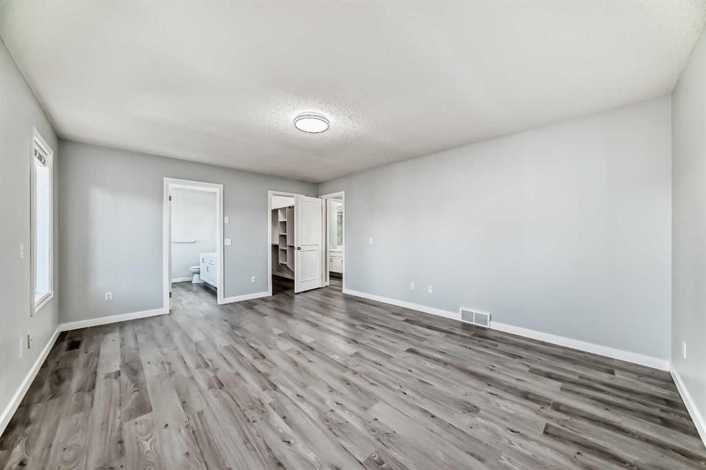 10134 Hidden Valley Drive Nw, Calgary, AB - Indoor Photo Showing Other Room