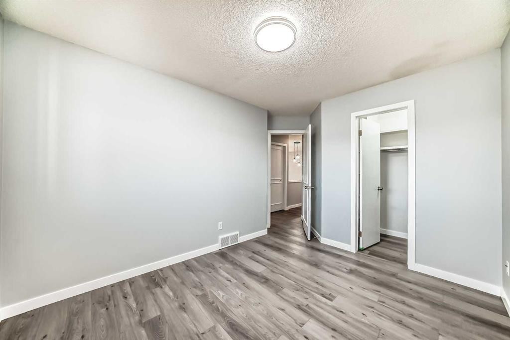 10134 Hidden Valley Drive Nw, Calgary, AB - Indoor Photo Showing Other Room
