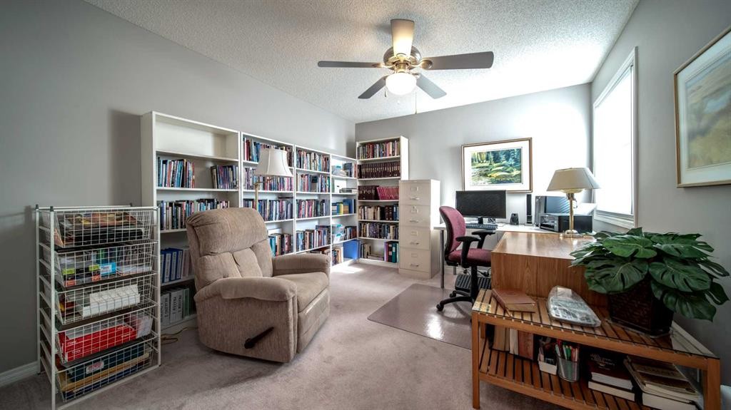 2206-7451 Springbank Boulevard Sw, Calgary, AB - Indoor Photo Showing Office