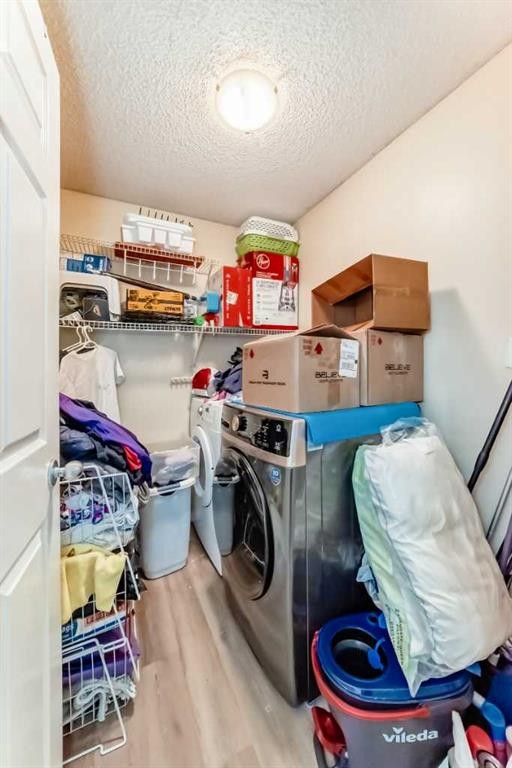 10 Saddlebrook Gardens Ne, Calgary, AB - Indoor Photo Showing Laundry Room