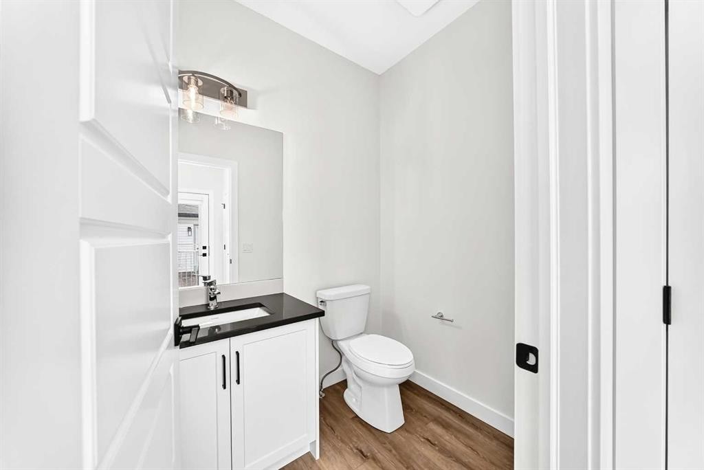 5005 Harmony Circle, Rural Rocky View County, AB - Indoor Photo Showing Bathroom