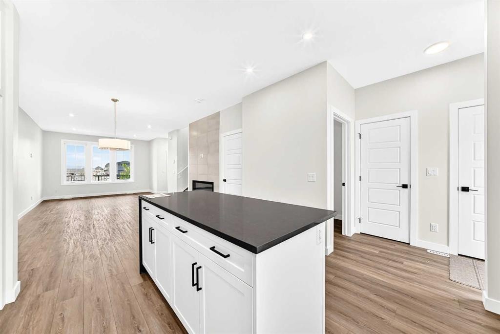 5005 Harmony Circle, Rural Rocky View County, AB - Indoor