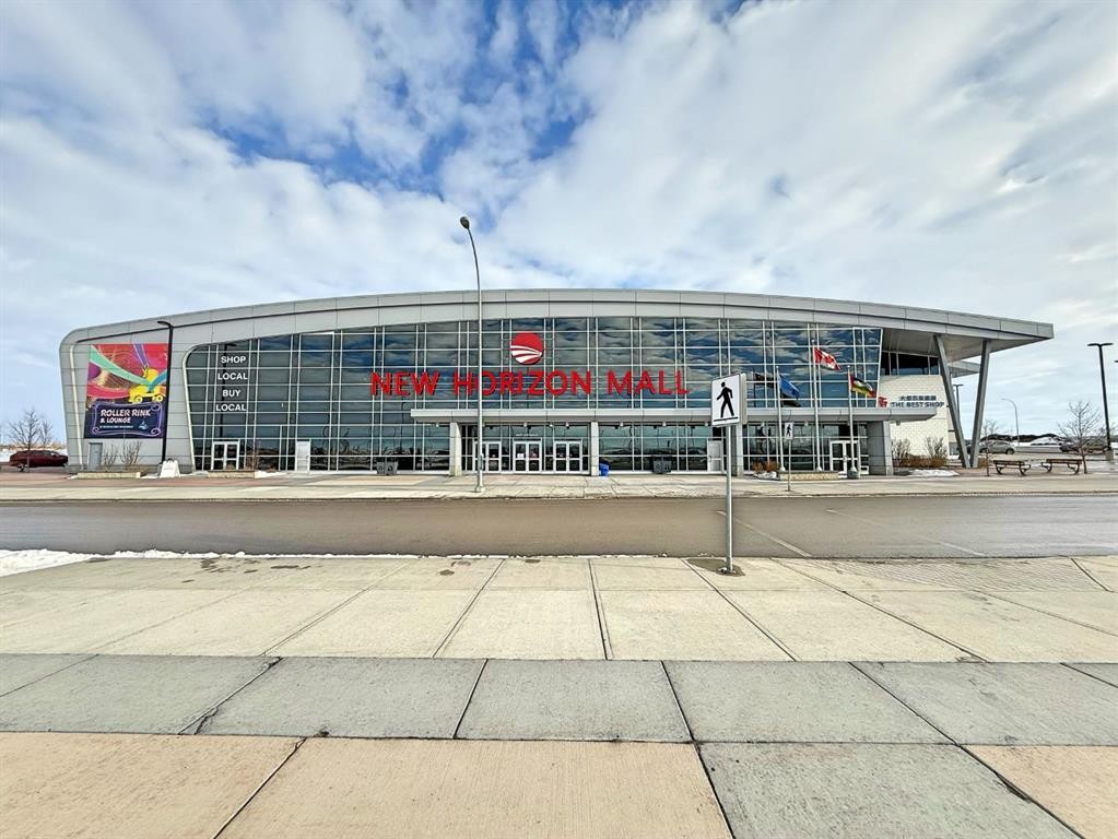 311-260300 Writing Creek Crescent, Balzac, AB