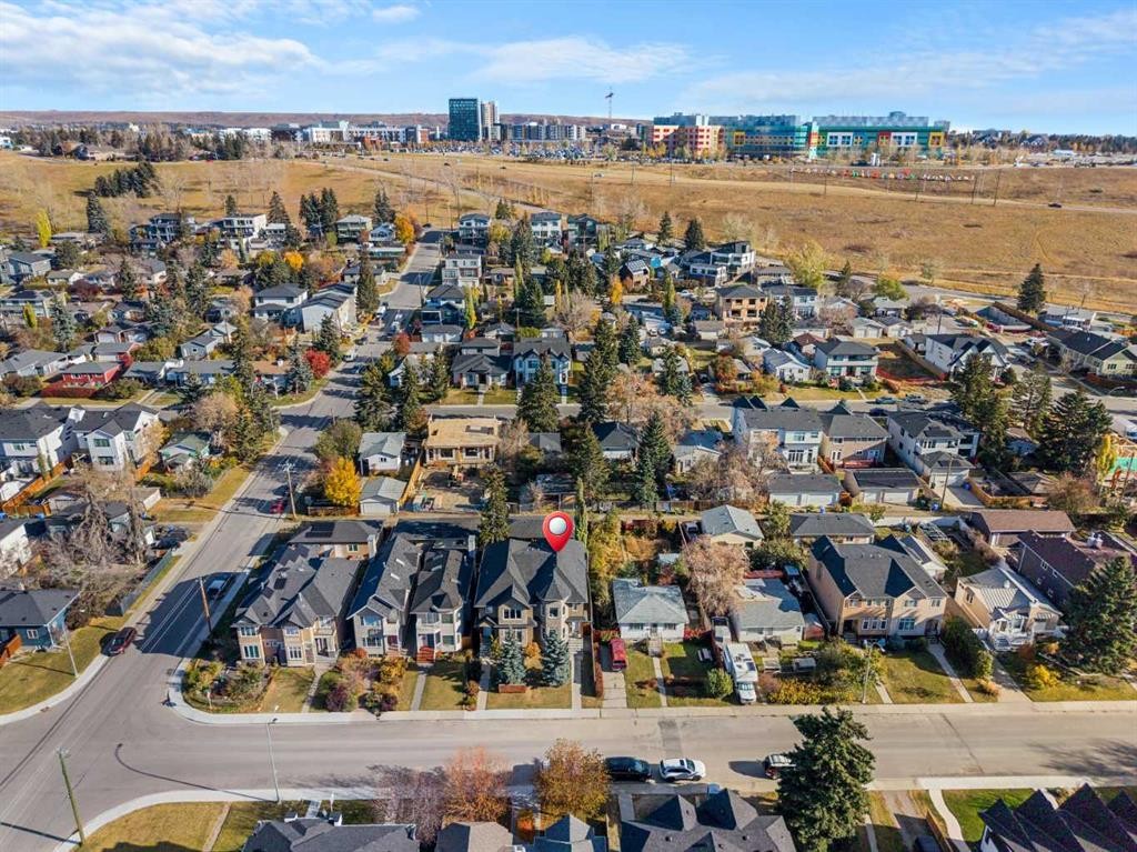 4530 20 Avenue Nw, Calgary, AB - Outdoor With View