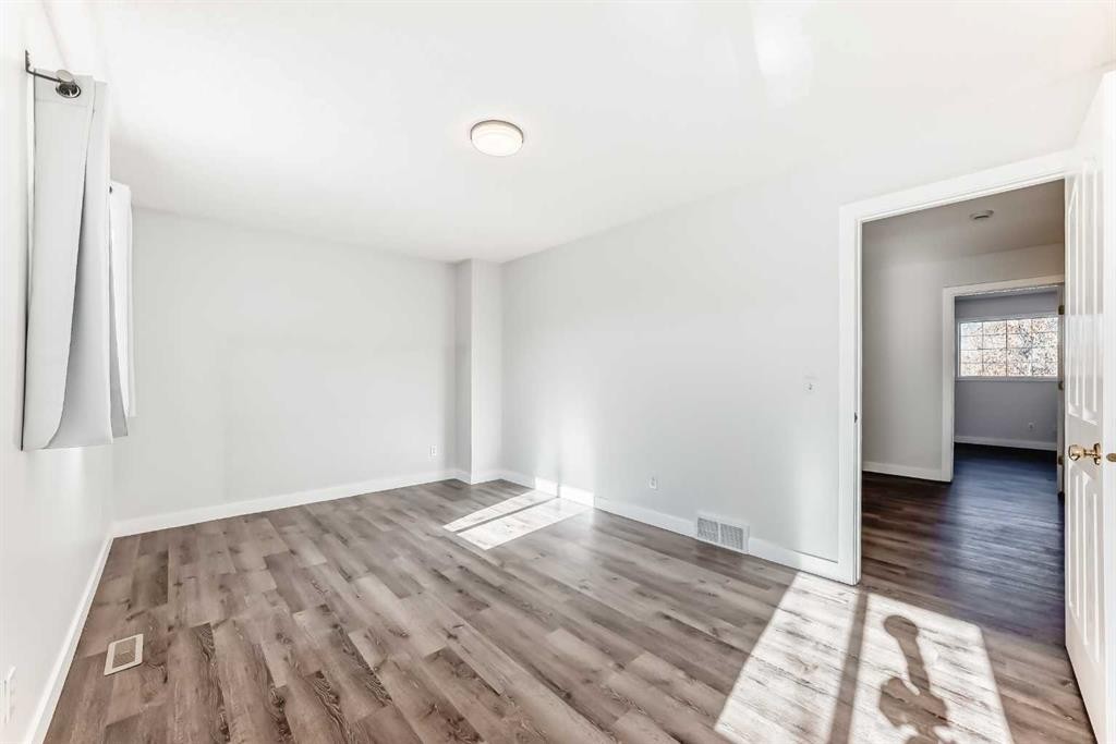 184 Mt Aberdeen Manor Se, Calgary, AB - Indoor Photo Showing Other Room
