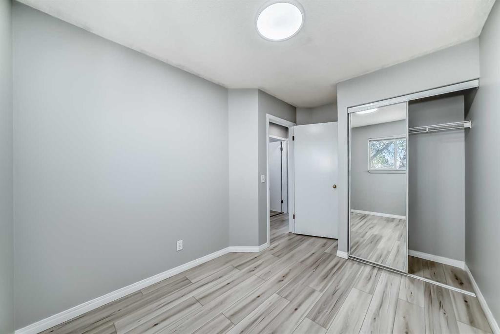 61 San Diego Way Ne, Calgary, AB - Indoor Photo Showing Other Room