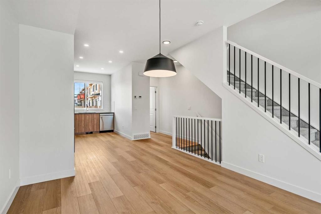 217 Seton Grove Se, Calgary, AB - Indoor Photo Showing Other Room